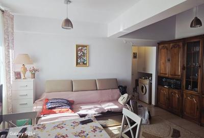 Ap 2 cam, zona Bucium, bloc nou - 4