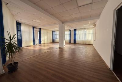 Birou, de 113 mp, în Centru Civic - 2