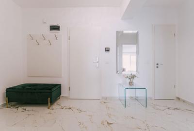 Apartament cu 3 camere decomandat în Tractorul - 6