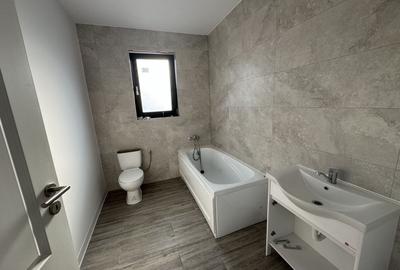 Casă individuală cu 3 camere cu Canalizare în Exterior Vest - 13