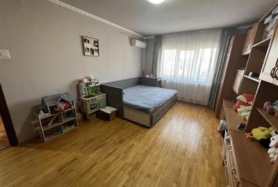 Apartament cu 2 camere decomandat în Valenta - 2