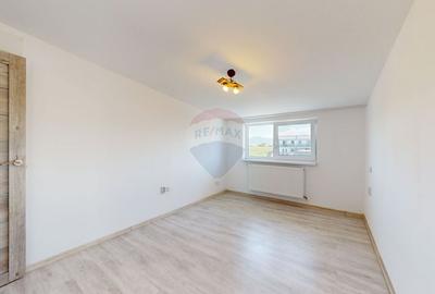 Casă cu 4 camere cu Teren 196 Mp în Tărlungeni - 10