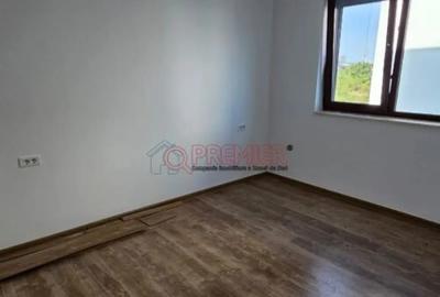 Casă cu 4 camere cu Teren 70 Mp în Central - 6