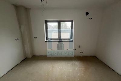 Casă cu 5 camere cu Canalizare în Codlea - 3