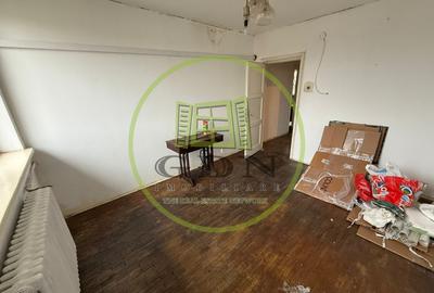 Apartament cu 3 camere decomandat în Rovine - 3