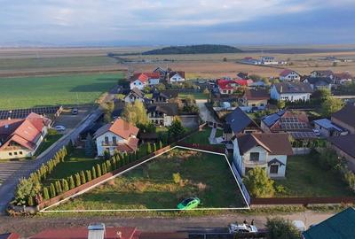 CASĂ PREMIUM | ARHITECTURĂ MINIMALISTĂ | 10 KM -> BRAȘOV / 190 M -> LIDL | 0% C - 2