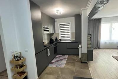 Apartament 2 camere, open space - zona Tractorul - 1