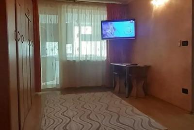 Inchiriez garsoniera confort 1 - 1