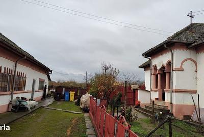 Casă cu 6 camere cu Teren 1500 Mp în Central - 8