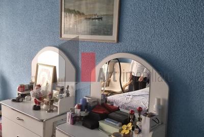 Apartament cu 3 camere semidecomandat în P-ța Romană - 8