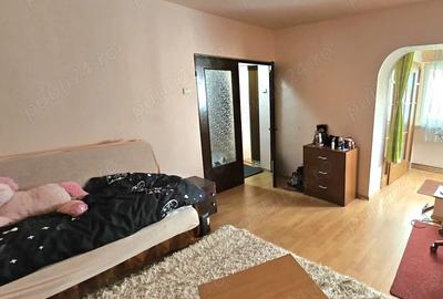 Garsonieră decomandată în Central - 2