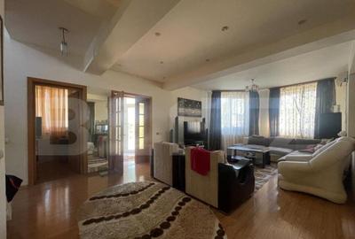 Casă cu 5 camere cu Teren 550 Mp în Lăpuș Argeș - 4