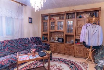 Casă cu 3 camere semidecomandat în Păgubeni