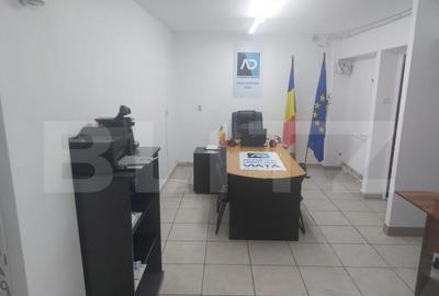 Spatiu comercial de inchiriat in suprafat de 40 mp, Zona Por Spatiu comercial de inchiriat in suprafat de 40 mp, Zona Por - 5