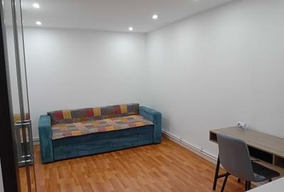 Garsonieră decomandată în Petros - 1