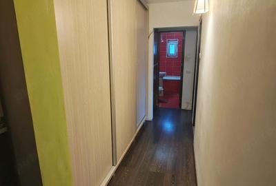 Apartament cu 3 camere decomandat în 1 Mai - 3