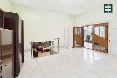 Casă individuală cu 10 camere cu Teren 1437 Mp în Nord - 26