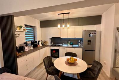 De vanzare apartament 2 camere in Unirii str.Marului - 4