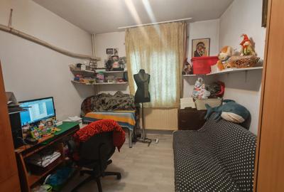 Apartament cu 3 camere semidecomandat în Berceni - 14