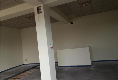 Spațiu comercial, de 80 mp, în Central - 1