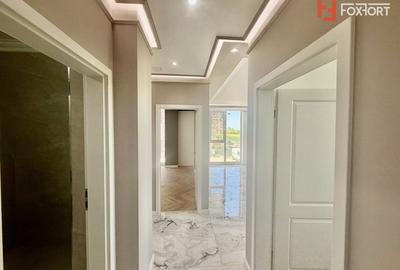 Apartament cu 3 camere decomandat în Torontalului - 3