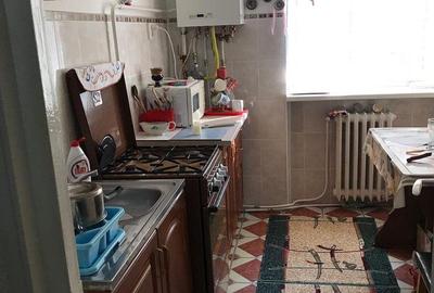 Apartament cu 3 camere decomandat, mobilat în Central - 12