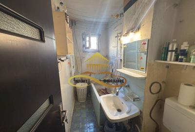 Apartament cu 3 camere de vanzare Bacau - 5