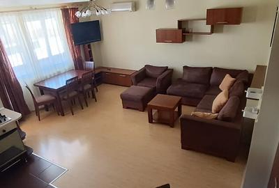 P.F | apartament 3 camere 70 mp | Balcon | Zona Supeco