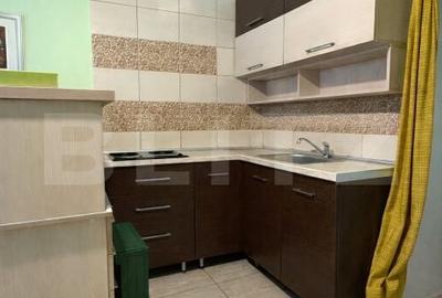 Apartament cu 3 camere în Central - 3