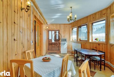 Casă cu 8 camere cu Teren 700 Mp în Vidra - 4