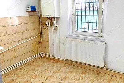 Ocazie rara! Garsoniera DECOMANDATA de vanzare Navodari Zona Centrala - Str. Albinelor langa Peco - 2