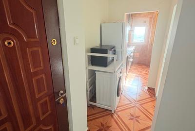 Apartament cu 3 camere semidecomandat în Berceni - 3