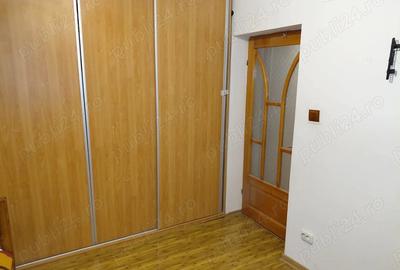 Apartament cu 3 camere decomandat în Central - 4
