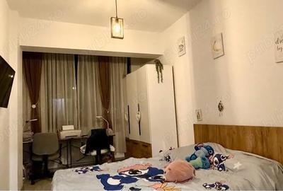 Apartament cu 3 camere decomandat în Central - 1