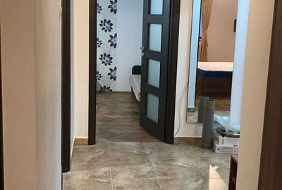 Apartament cu 3 camere decomandat în Hala Centrală - 2