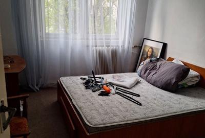 Apartament cu 2 camere decomandat în Mihai Bravu