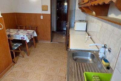 Apartament cu 2 camere decomandat în Central - 3
