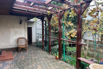 Casă cu 4 camere cu Teren 264 Mp în Central