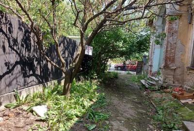 Teren de 285 mp, în Coșbuc