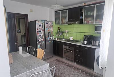 Apartament 3 camere, mobilat si utilat - 11