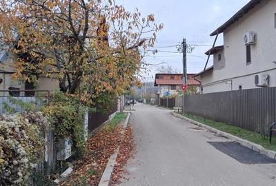 Teren de 425 mp, în Central