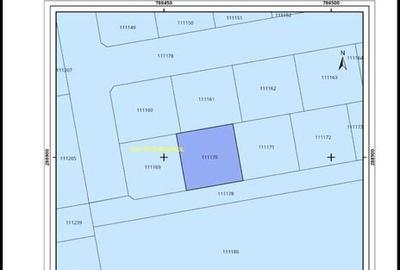 Teren de 300 mp, în Central - 2