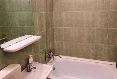 Garsoniera, etajul 3/4, zona Podu Ros - 7