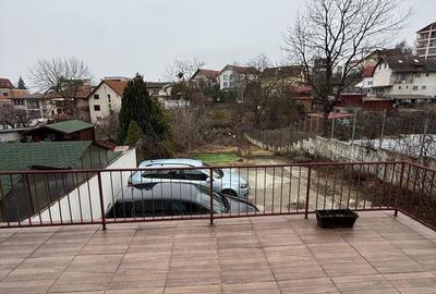 Casă cu 4 camere cu Teren 800 Mp în Andrei Mureșanu