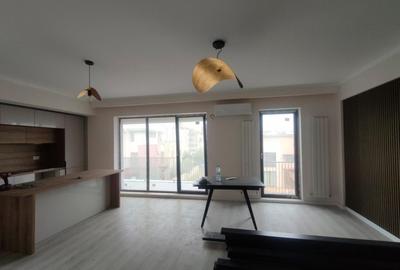 Apartament cu 3 camere decomandat, mobilat în Kamsas - 3