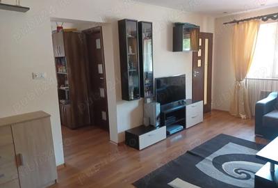 Casă cu 3 camere cu Teren 280 Mp în Răzvad - 1