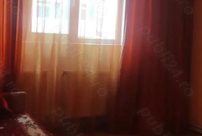 Apartament cu 2 camere decomandat în Micro 20 - 3