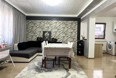 Casa Mobilata si Renovata, Situata intr-o Zona Excelenta in Navodari - 2