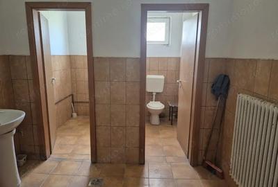 Spațiu comercial, de 1,800 mp, în Central - 10