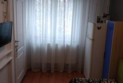 Garsonieră decomandată în Central - 2